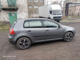 Volkswagen Golf 2005 года за 3 300 000 тг. в Караганда – фото 5