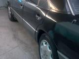 Mercedes-Benz E 230 1991 года за 1 800 000 тг. в Тараз – фото 3