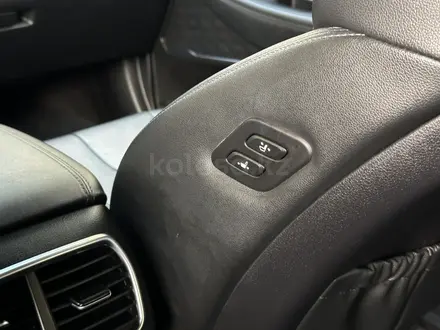 Hyundai Santa Fe 2020 года за 11 750 000 тг. в Атырау – фото 9