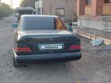 Mercedes-Benz E 260 1992 годаүшін1 200 000 тг. в Усть-Каменогорск – фото 3