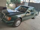 Mercedes-Benz E 200 1990 года за 2 300 000 тг. в Шымкент – фото 4