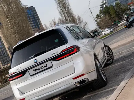 BMW X7 2023 года за 77 000 000 тг. в Алматы – фото 6