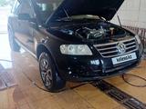 Volkswagen Touareg 2006 года за 3 000 000 тг. в Астана – фото 5