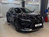 Lexus RX 350 2025 года за 40 500 000 тг. в Астана