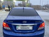 Hyundai Solaris 2012 годаfor4 800 000 тг. в Атырау – фото 3