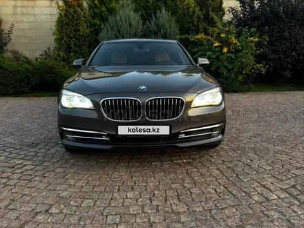 BMW 740 2013 года за 18 500 000 тг. в Алматы – фото 7