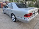 Mercedes-Benz E 280 1997 года за 3 900 000 тг. в Шымкент – фото 4