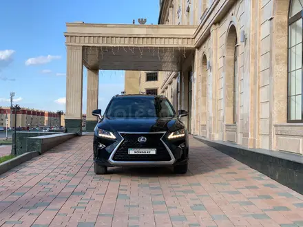 Lexus RX 350 2017 года за 19 000 000 тг. в Актобе – фото 4