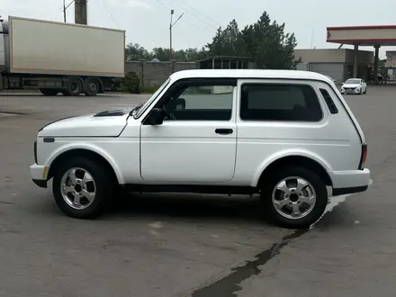 ВАЗ (Lada) Lada 2121 2018 года за 4 000 000 тг. в Алматы – фото 8