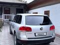 Volkswagen Touareg 2004 года за 5 000 000 тг. в Тараз – фото 4