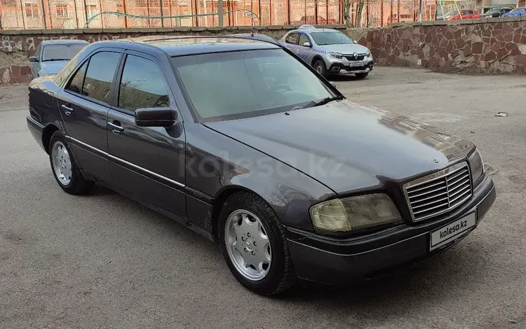 Mercedes-Benz C 180 1993 годаfor1 650 000 тг. в Караганда