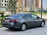 Toyota Avalon 2013 года за 10 700 000 тг. в Алматы – фото 4