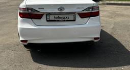Toyota Camry 2015 года за 10 500 000 тг. в Актобе – фото 5