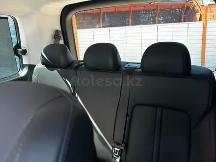 Hyundai Staria 2023 года за 19 000 000 тг. в Алматы – фото 22