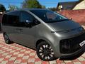 Hyundai Staria 2023 года за 19 000 000 тг. в Алматы – фото 4