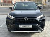 Toyota RAV4 2022 года за 15 000 000 тг. в Актау