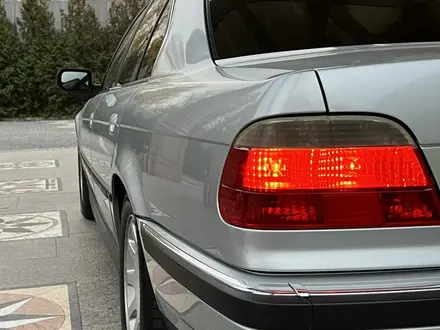 BMW 740 1999 года за 2 950 000 тг. в Алматы – фото 21