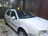 Volkswagen Golf 1998 года за 1 300 000 тг. в Сатпаев – фото 5