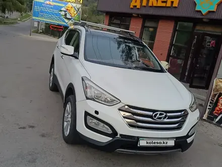 Hyundai Santa Fe 2013 года за 8 700 000 тг. в Алматы – фото 2