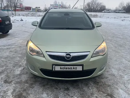 Opel Astra 2010 года за 3 000 000 тг. в Уральск