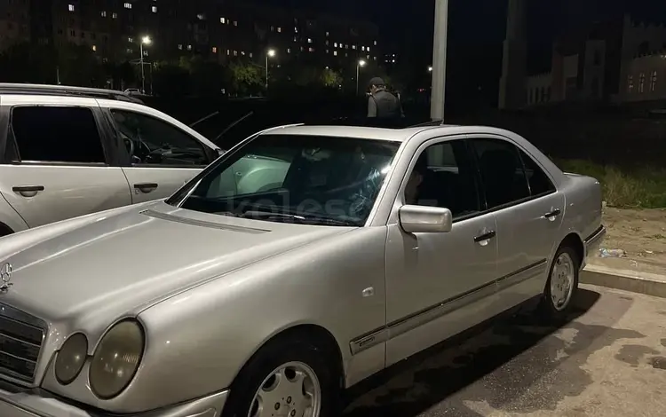 Mercedes-Benz E 230 1995 года за 2 300 000 тг. в Караганда