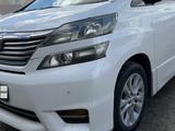 Toyota Vellfire 2010 года за 5 100 000 тг. в Атырау – фото 2