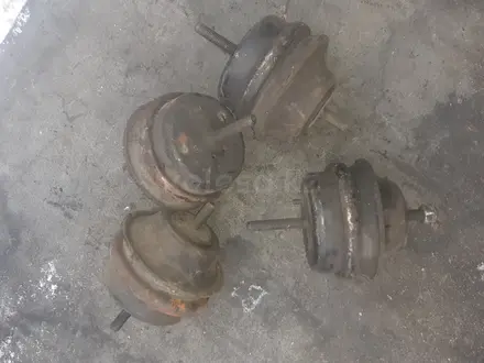 Гофра обводна трубка патрубок шланг Подушки кронштейн натяжитель ролик шкив за 7 000 тг. в Алматы – фото 17