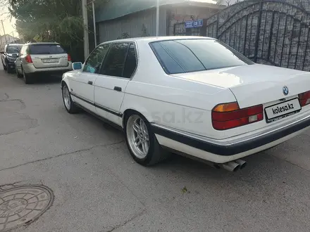 BMW 740 1992 года за 4 000 000 тг. в Алматы – фото 3