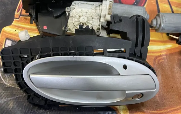 Ручка водительская наружная bmw e65 e66 бмв е65 е66 и пассажирская за 15 000 тг. в Астана