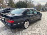 Mercedes-Benz E 430 1998 года за 5 000 000 тг. в Талдыкорган – фото 2