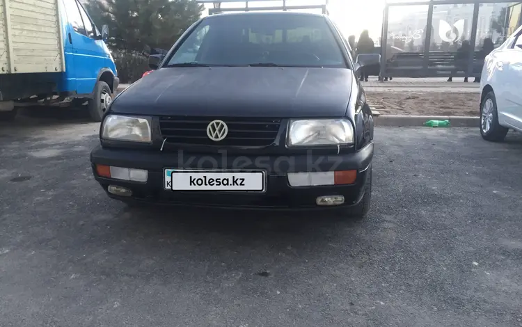 Volkswagen Vento 1995 года за 1 500 000 тг. в Шымкент