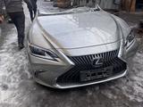 Lexus ES 200 2019 годаүшін100 000 тг. в Алматы