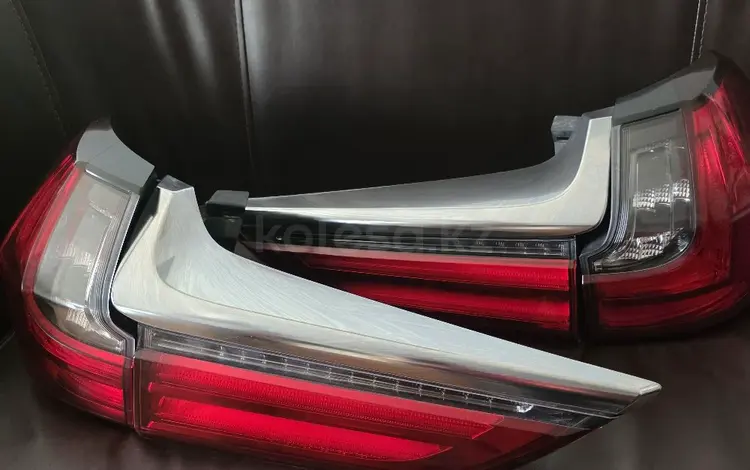 Фонари LX570 2018 за 100 тг. в Алматы