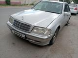Mercedes-Benz C 180 1999 года за 1 400 000 тг. в Павлодар