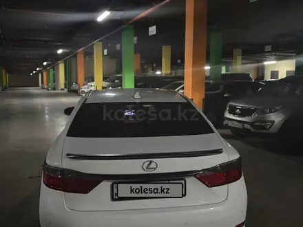 Lexus ES 250 2015 года за 11 000 000 тг. в Алматы – фото 12