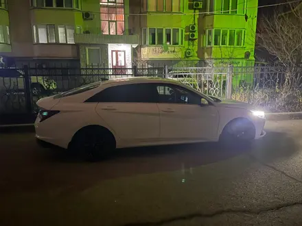 Hyundai Elantra 2023 года за 10 500 000 тг. в Атырау