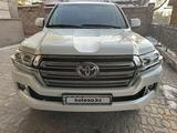 Toyota Land Cruiser 2017 годаfor45 000 000 тг. в Алматы