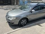 Volkswagen Passat 2005 года за 4 700 000 тг. в Шымкент – фото 2