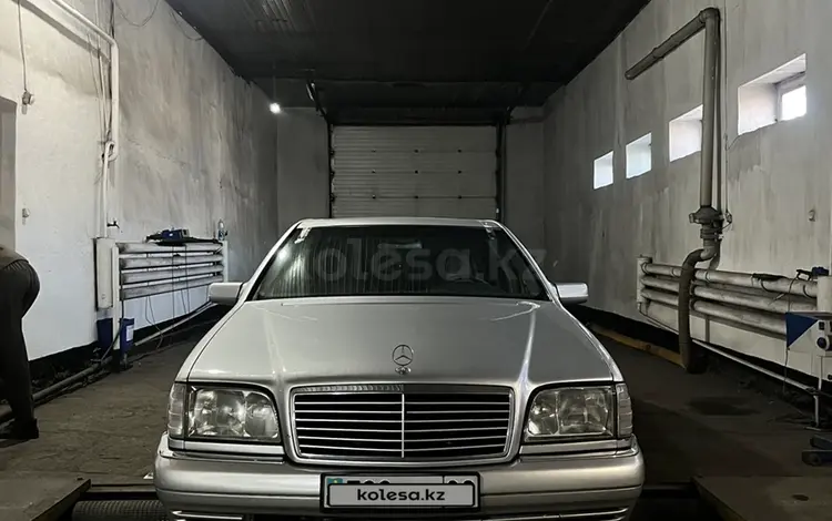 Mercedes-Benz S 320 1997 года за 4 300 000 тг. в Караганда