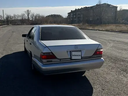 Mercedes-Benz S 320 1997 года за 4 300 000 тг. в Караганда – фото 5