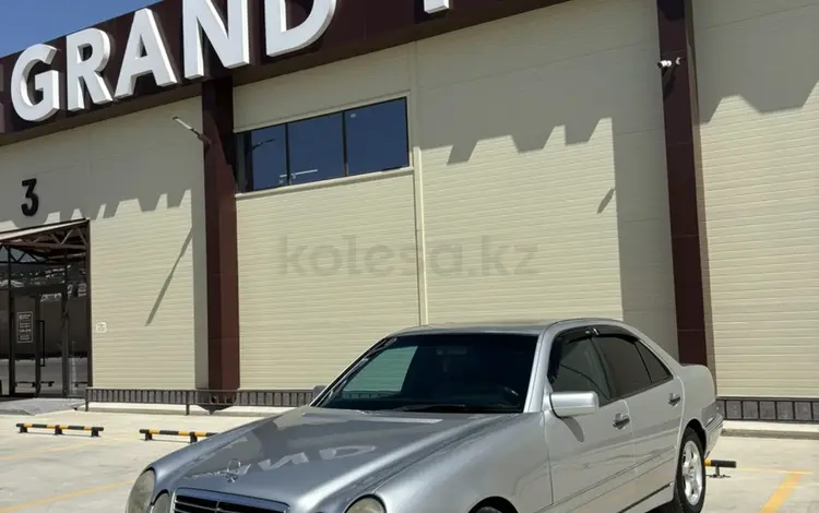 Mercedes-Benz E 240 1998 годаfor3 700 000 тг. в Шымкент