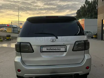 Toyota Fortuner 2009 года за 7 500 000 тг. в Актобе – фото 3