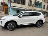 Hyundai Santa Fe 2020 года за 14 000 000 тг. в Алматы