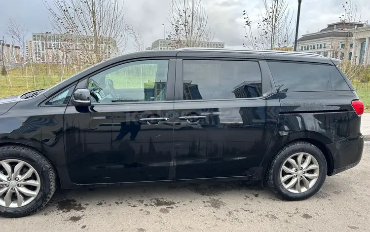 Kia Carnival 2019 года за 15 600 000 тг. в Астана