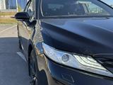 Toyota Camry 2019 года за 12 500 000 тг. в Кызылорда – фото 2