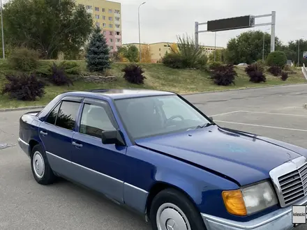 Mercedes-Benz E 230 1989 года за 1 500 000 тг. в Талдыкорган – фото 5