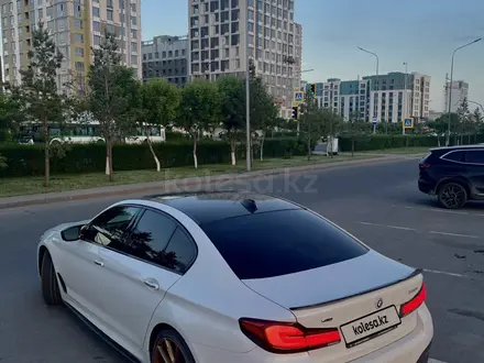 BMW 530 2018 года за 22 900 000 тг. в Астана – фото 9