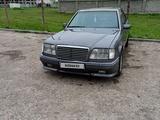 Mercedes-Benz E 200 1994 года за 1 650 000 тг. в Жетысай