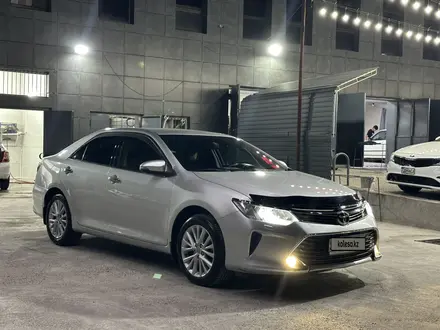 Toyota Camry 2015 года за 9 150 000 тг. в Шымкент – фото 4