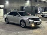 Toyota Camry 2015 года за 9 150 000 тг. в Шымкент – фото 3